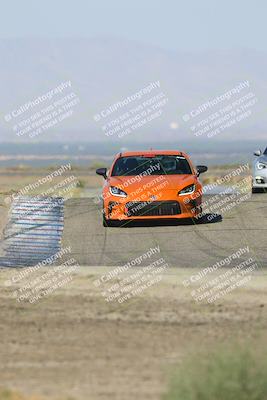 media/Sep-14-2025-Speed Ventures (Sun) [[b2951cd086]]/Orange/Session 2 (Grapevine)/